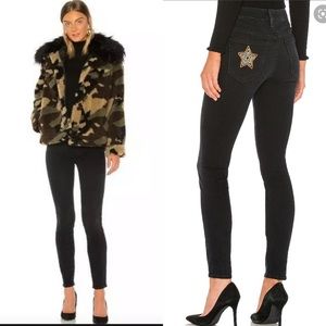 MOTHER Denim High Waisted Looker Blackbird Star Patch